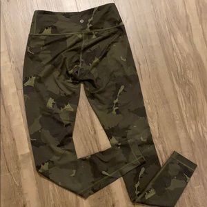 lululemon athletica Pants & Jumpsuits - Lululemon camo leggings lululemon athletica Pants & Jumpsuits - Lululemon camo leggings